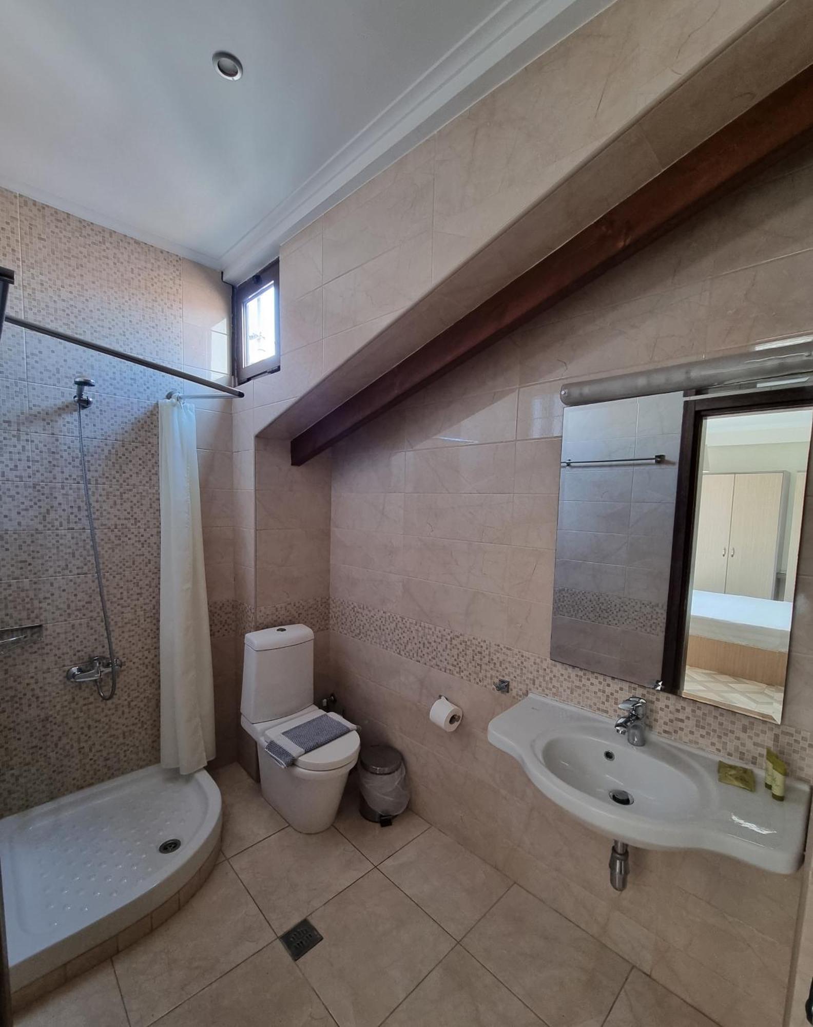 Sissy'S Boutique Apartments Paralia Katerinis Bagian luar foto