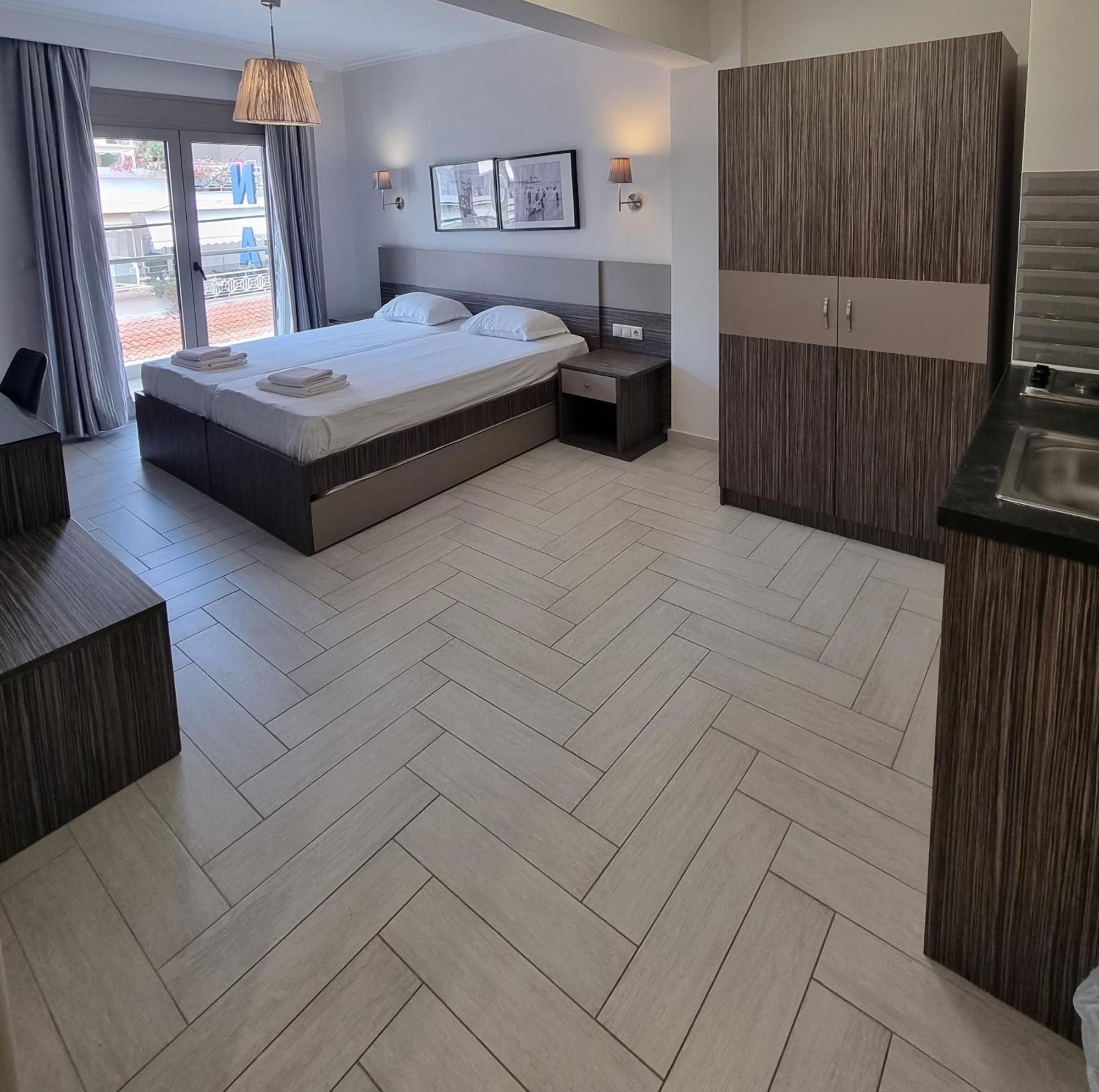 Sissy'S Boutique Apartments Paralia Katerinis Bagian luar foto